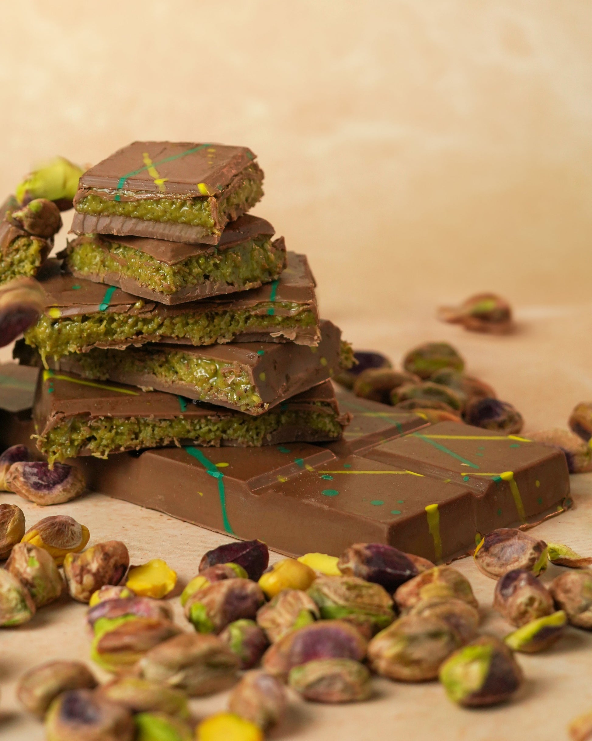 Luxury Kunafa Bar – 100GM Rich Pistachio Chocolate Bar (Dubai’s Viral Dessert)